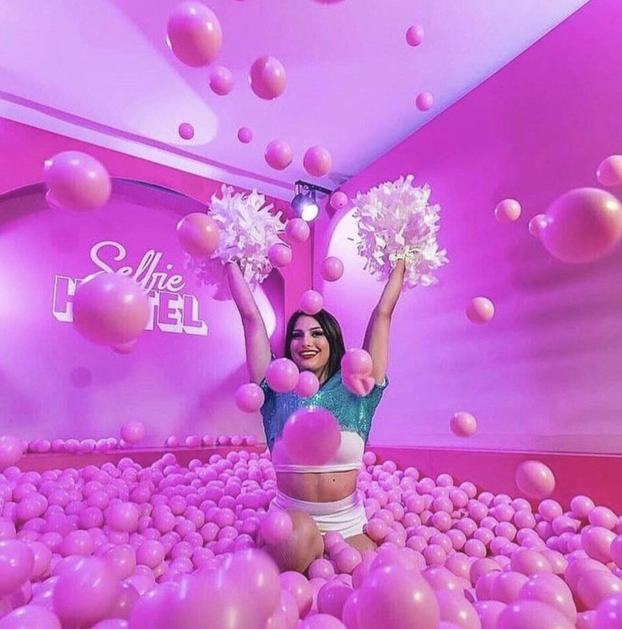 Opening Selfie Hotel in Zürich